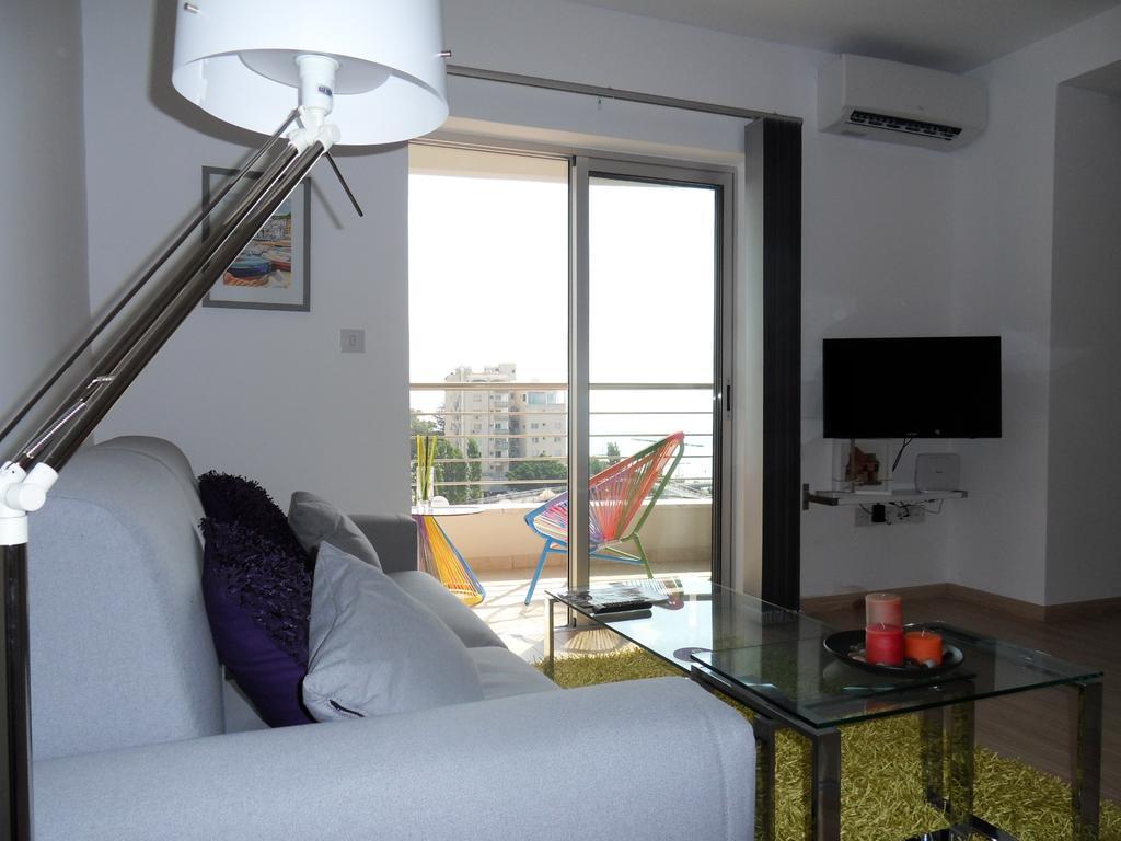 Eden Beach Apartment 611 Limassol Room photo